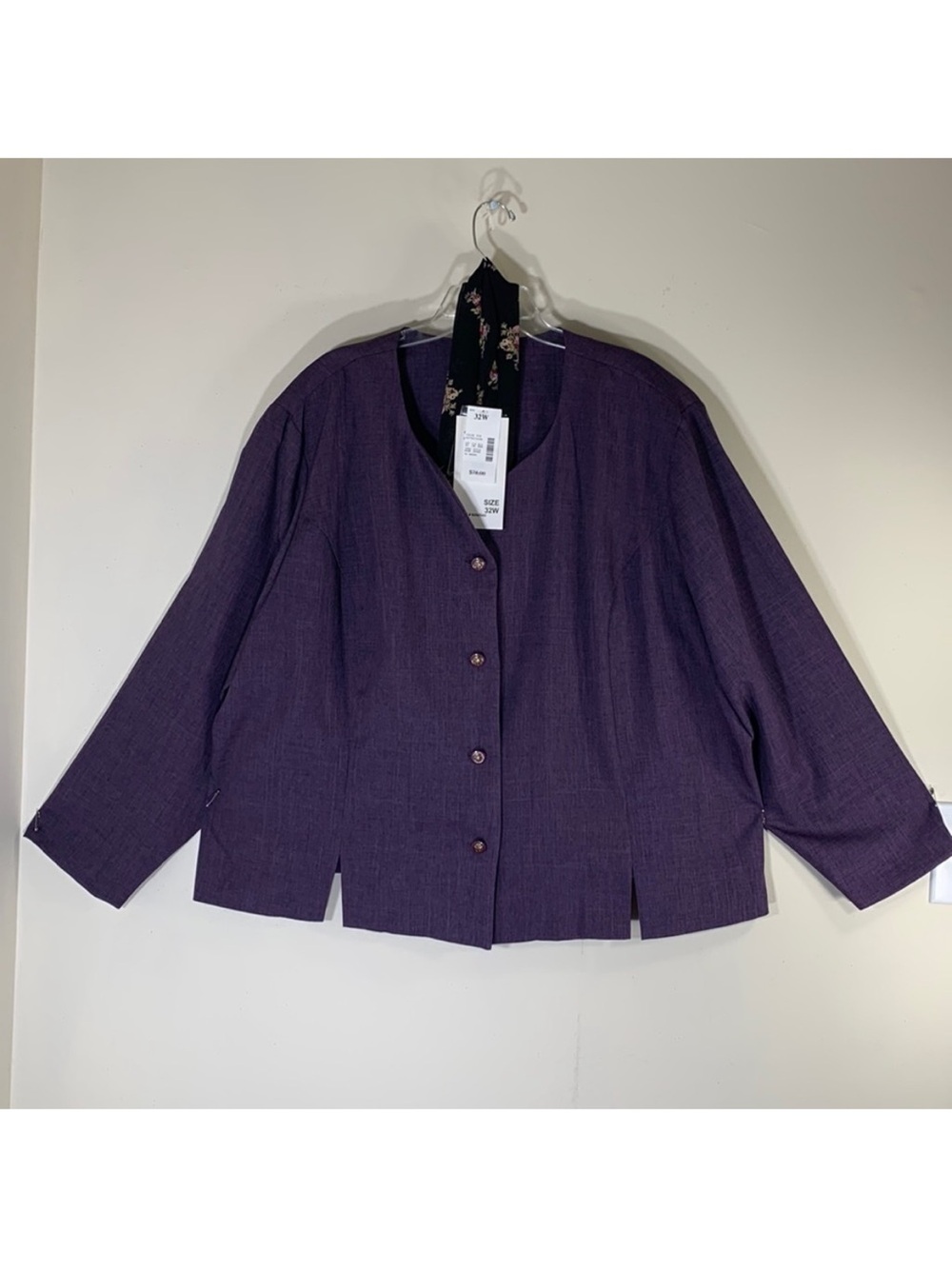 Helene Blake One Layer Button Front Jacket with Floral Scarf. 32W. NWT.